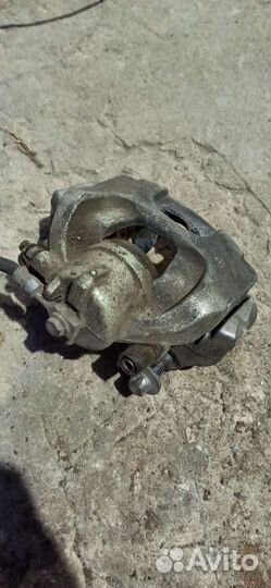 Суппорт передний левый Опель Вектра C