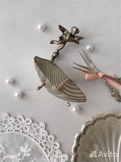 Ракушка икорница с ангелом винтаж