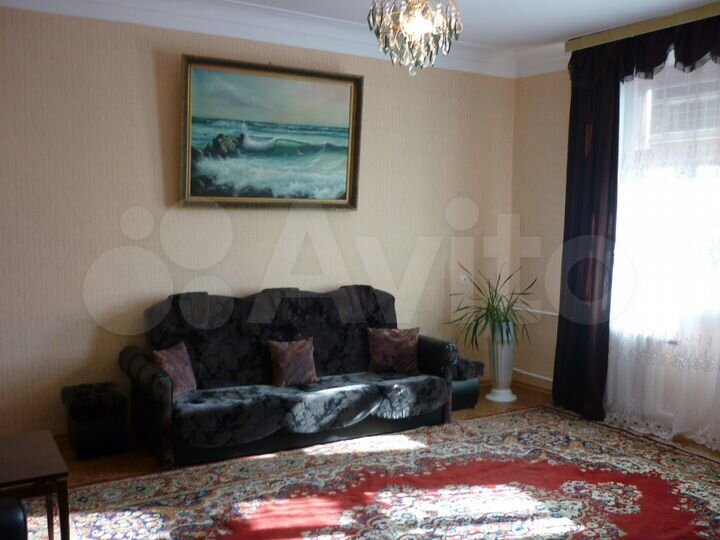 3-к. квартира, 105 м², 4/4 эт.