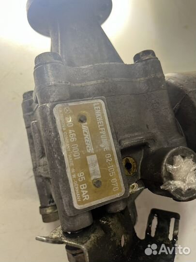 Насос гур Mercedes W124