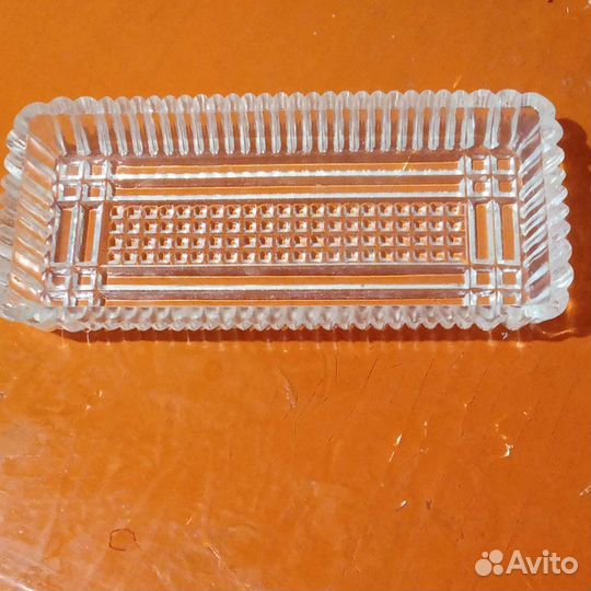 Посуда для сервировки стола