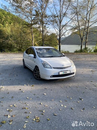 Toyota Prius 1.5 CVT, 2010, 220 000 км
