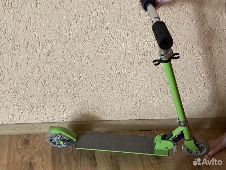 Продам на запчасти снегокат-самокат Playshion