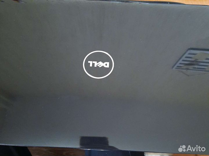Ноутбук dell vostro