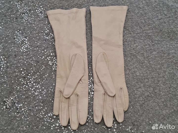 Перчатки женские кожаные новые Charlotte olympia 7