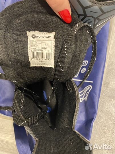 Коньки хоккейные