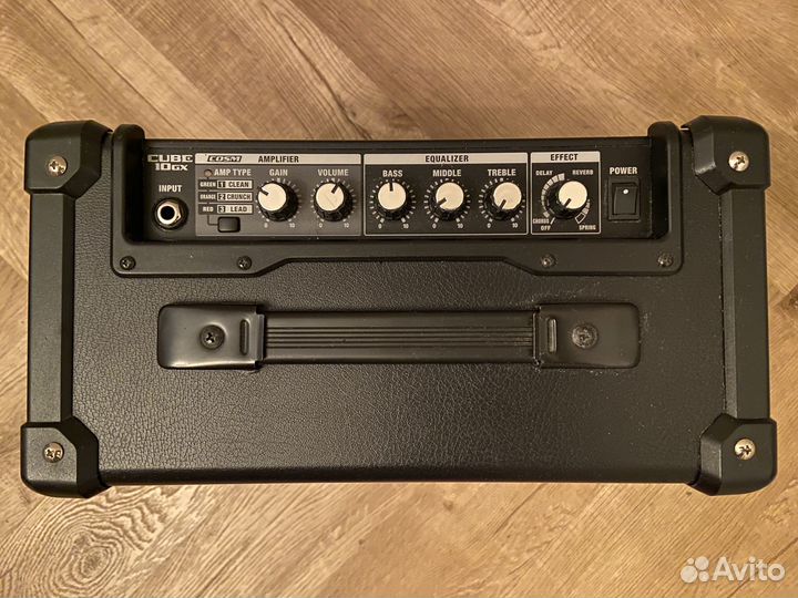 Комбоусилитель roland cube 10 gx
