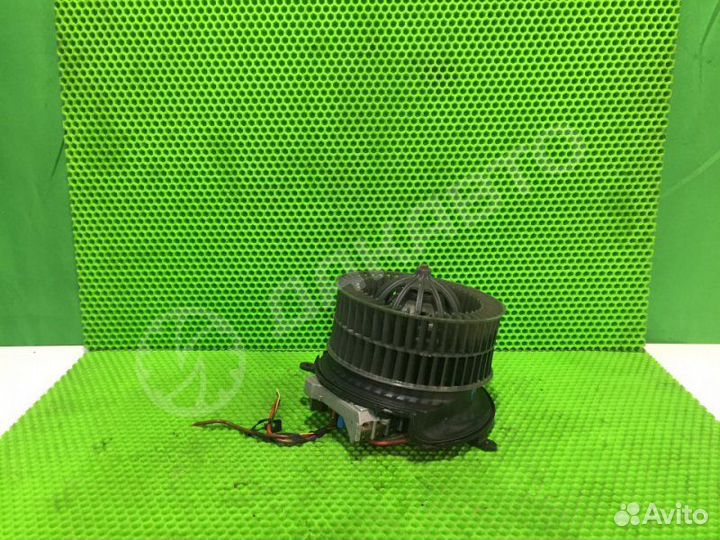 Моторчик отопителя Bmw 7 E65