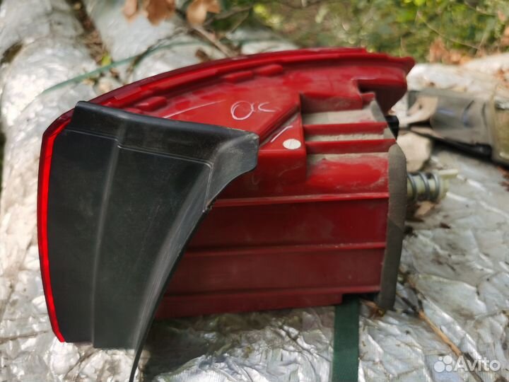 Фонарь задний левый volkswagen jetta 6