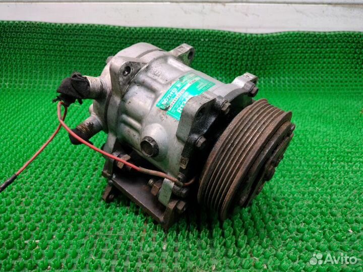 Компрессор кондиционера Audi A4 B5 ADR 1996
