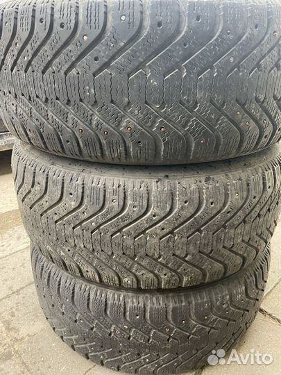 Goodyear UltraGrip 500 255/55 R18 109T