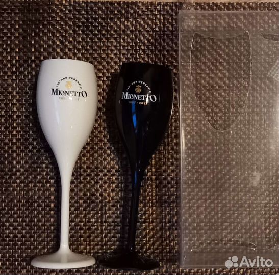 Фужеры для шампанского и вина