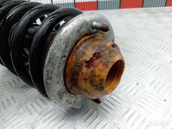 Стойка для Volkswagen Passat 5 GP