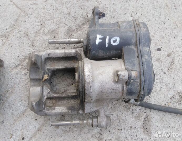 BMW 5 F10 Суппорт Задний Левый Правый тормозной