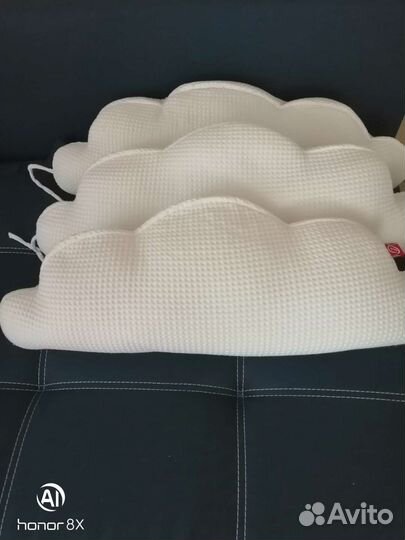 Бортик на кроватку