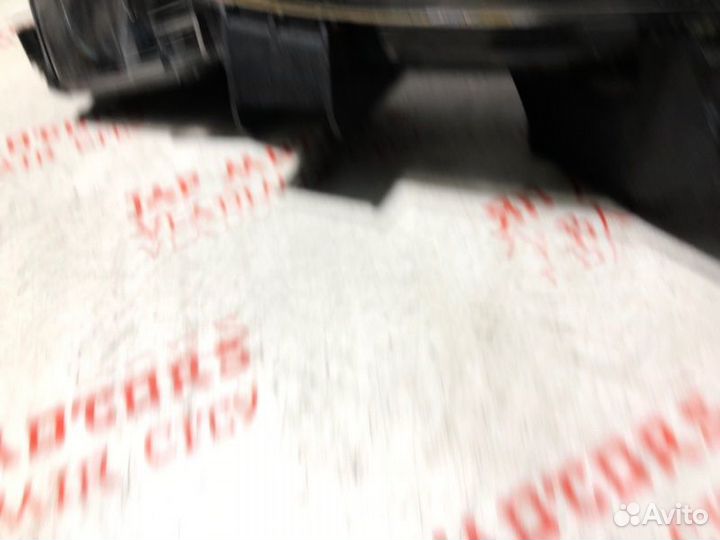 Фара ксеноновая правая Mazda 6 GH седан L5 2008