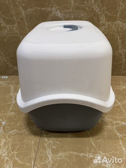 Кошачий туалет закрытый