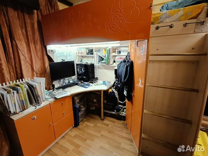 Детский школьный уголок