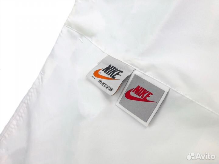 Ветровка Nike