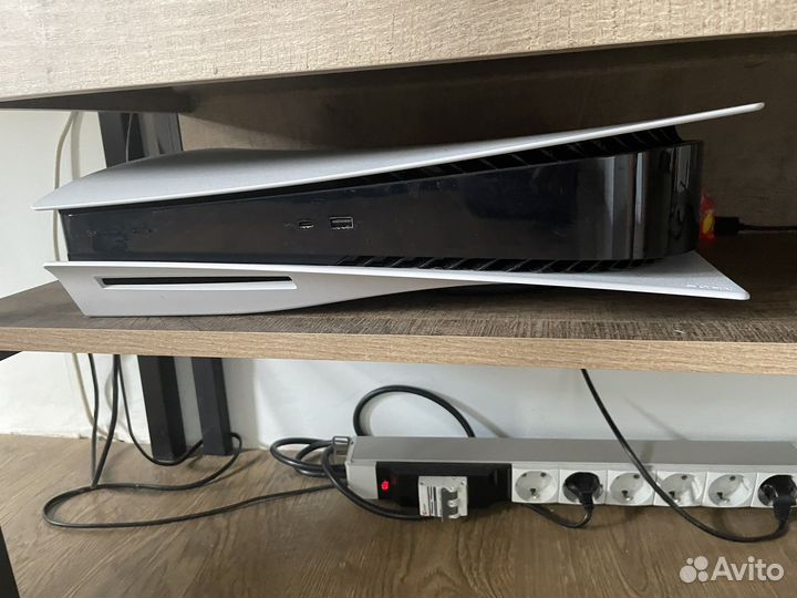 Sony playstation 5 PS5 с дисководом 2 джойстика