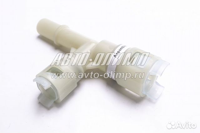 Коннектор трубки отопителя светлый