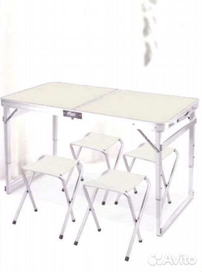 Складной туристический стол