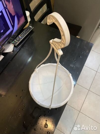 Кашпо подвесное