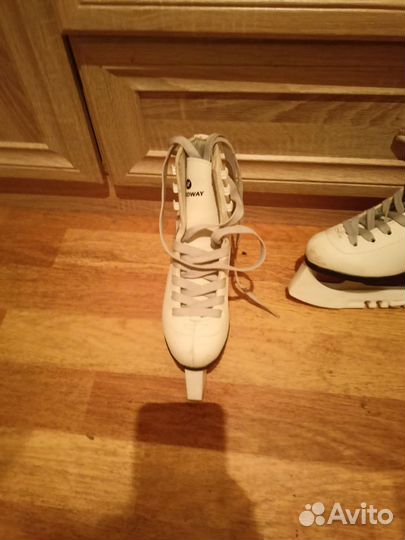 Коньки фигурные