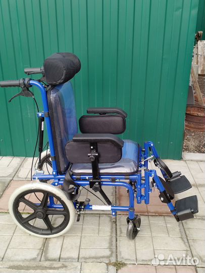 Инвалидная коляска детская
