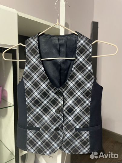 Жилетка школьная синяя в клетку Лига 134-64