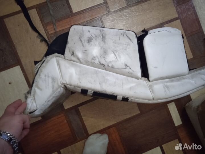 Вратарские щитки bauer