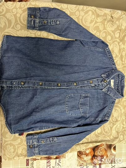 Джинсовая рубашка