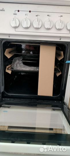 Электроплита с духовкой новая