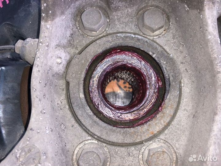 Ступица передняя левая Nissan Altima QR25 2014