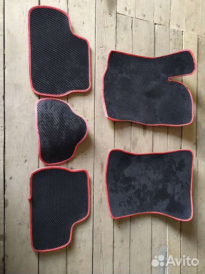 Автомобильные коврики eva