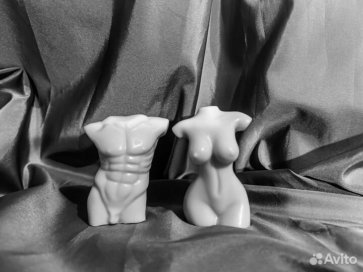 Мыло ручной работы в виде торса женщина и мужчина