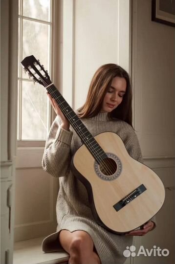 Акусттческая гитара belucci