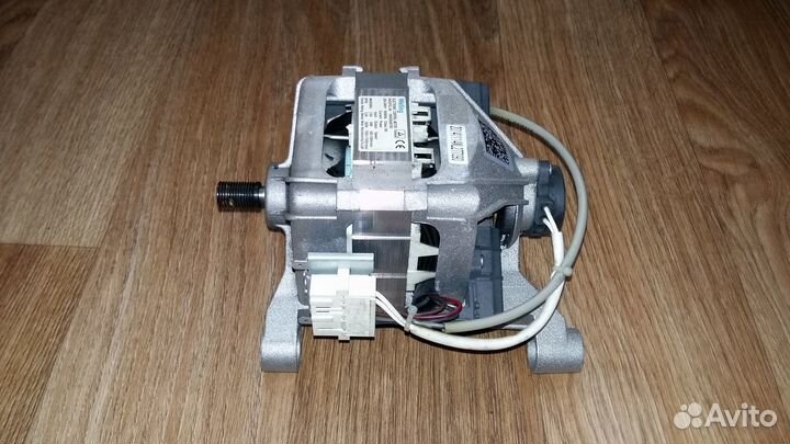 Мотор для стиральной машины Indesit на 6 кг