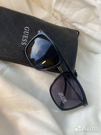 Солнцезащитные очки Guess GF0229-5601B