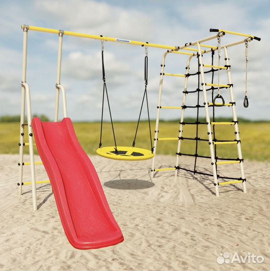 Уличный спортивный комплекс