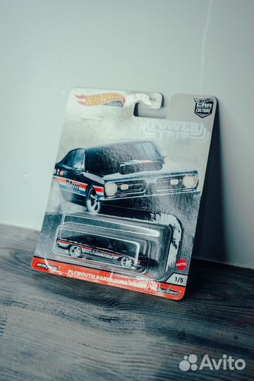 Hot Wheels Plymouth / Camaro