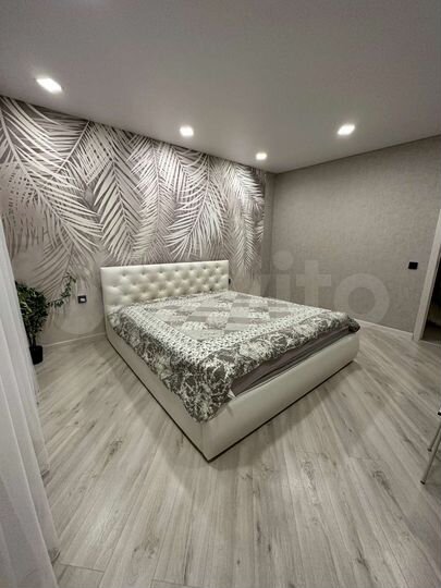 3-к. квартира, 93 м², 12/16 эт.