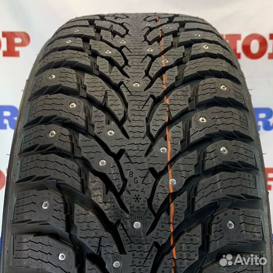 Nokian Tyres Hakkapeliitta 9 295/40 R21 111T