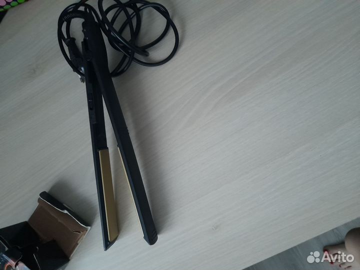 Выпрямитель для волос