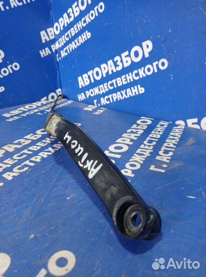 Левый поводок дворника Ssangyong Actyon New