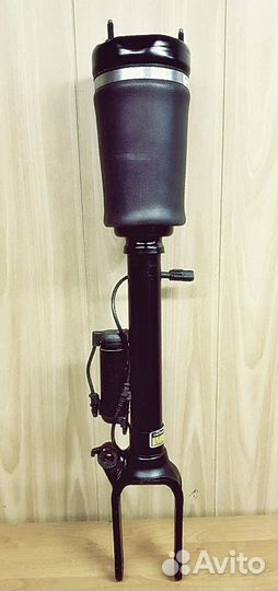 Пневмостойка GL W164 передняя