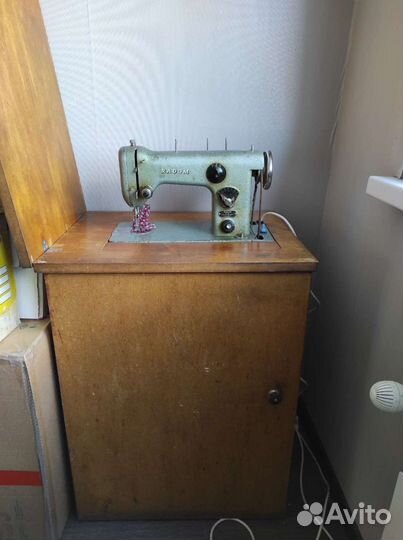 Швейная машина Radom 86