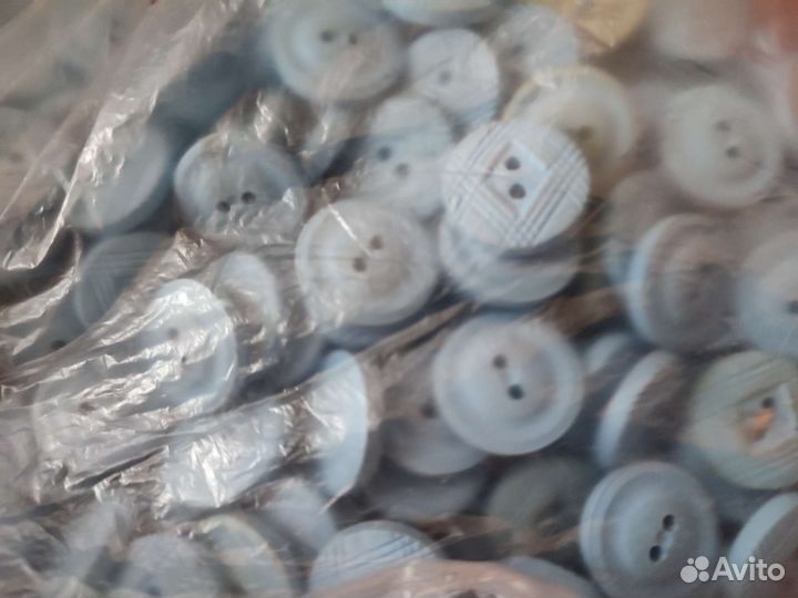 Пуговицы