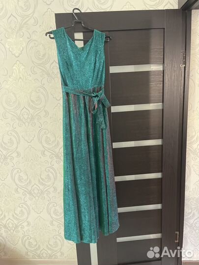 Вечернее платье в пол 42 44