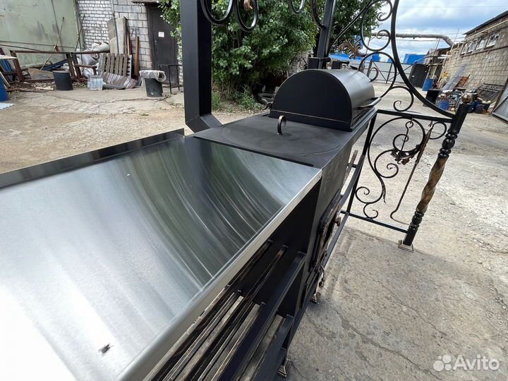 Гриль-барбекю-2мм. № 0561/244 с навесом и мангалом
